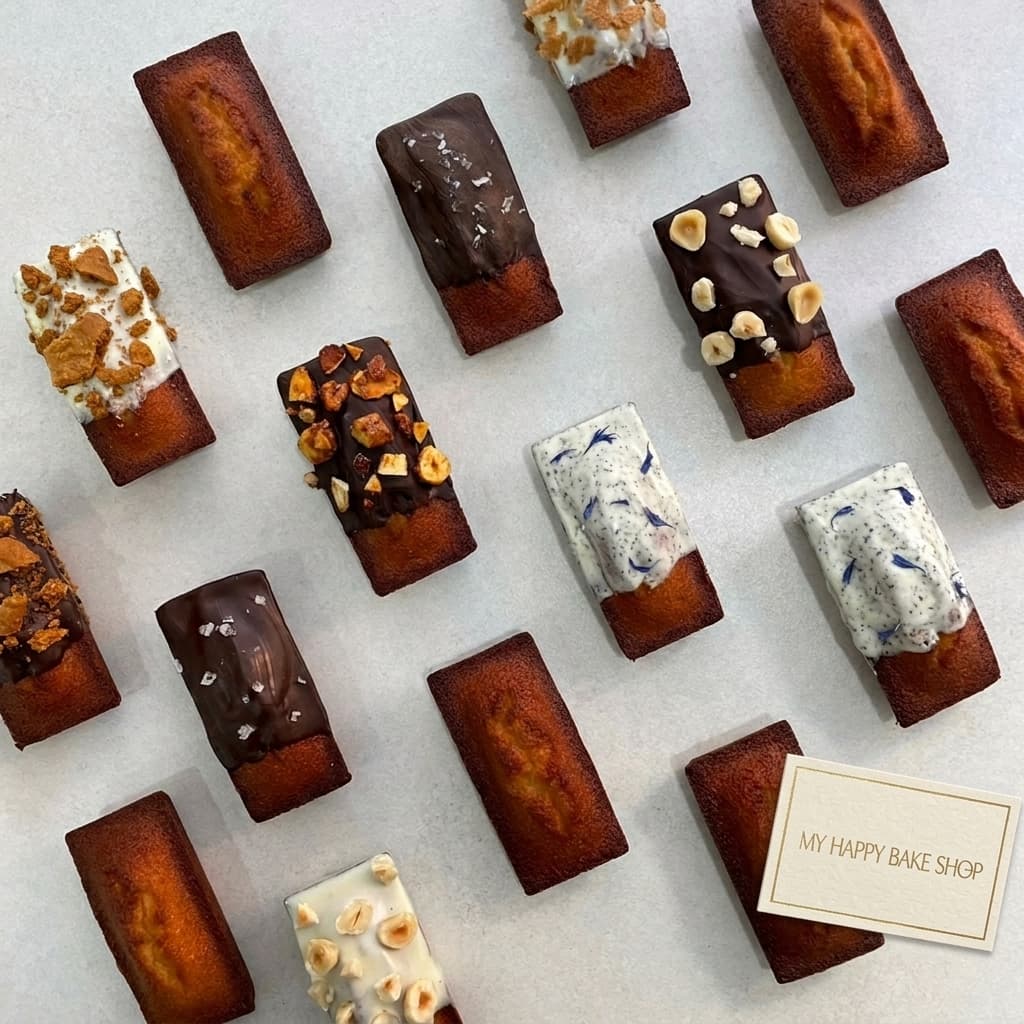 MY HAPPY BAKE SHOP 시그니처 휘낭시에 라인업